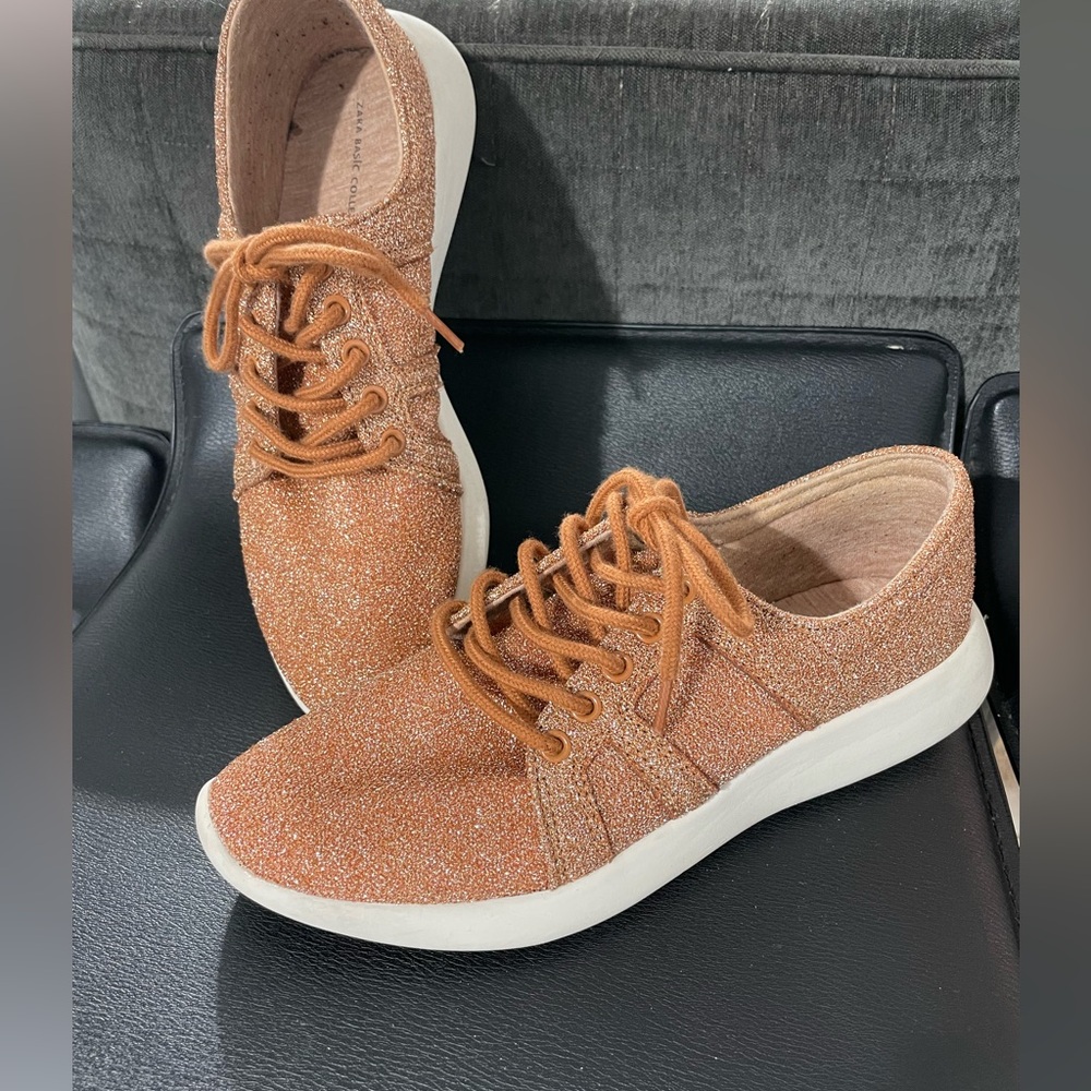 Zara Basics Knit casual sneakers